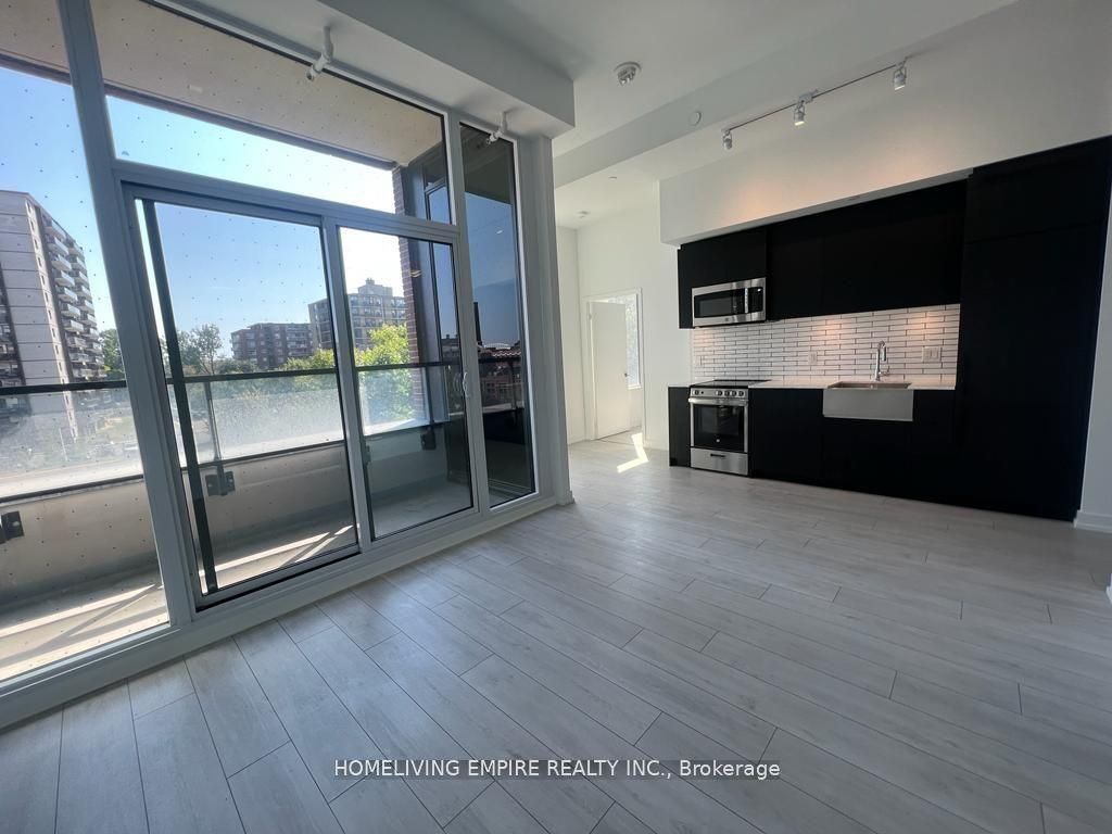 270 Dufferin Street 206