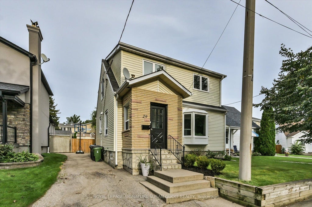 Photo of 29 Topham Road, Toronto, ON M4B 3K3 (MLS # E13811230)