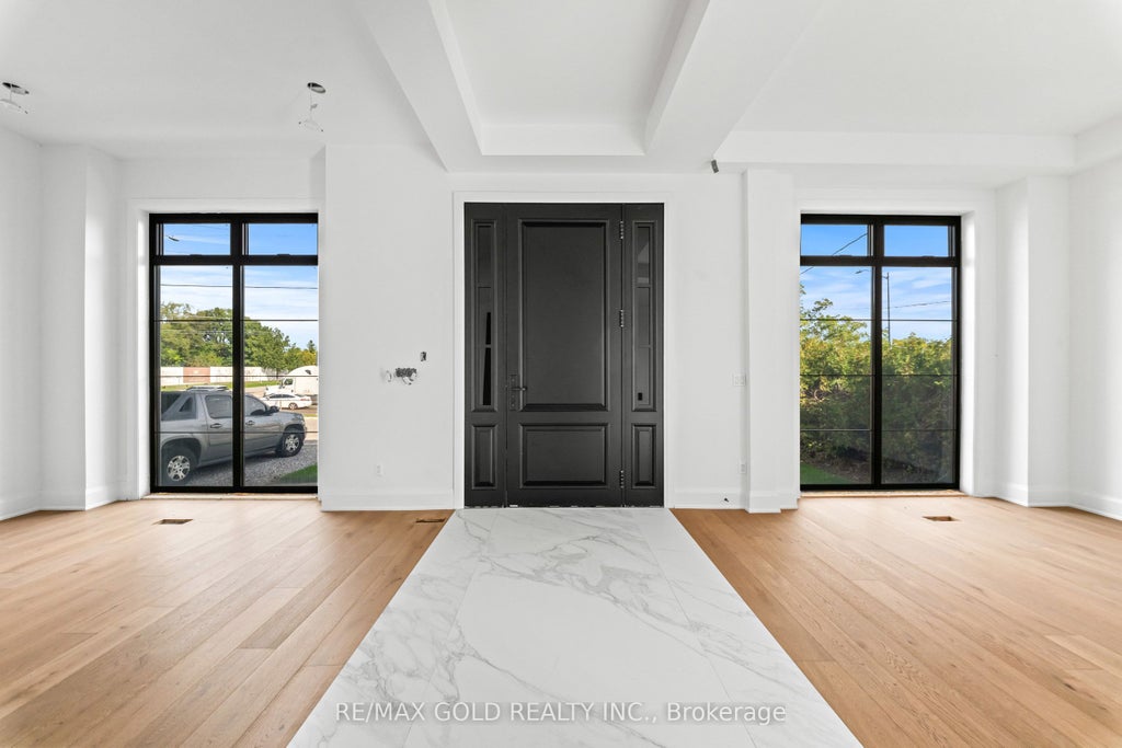 Photo of 15 Mckenzie Street, Vaughan, ON L4L 2E4 (MLS # N13810280)