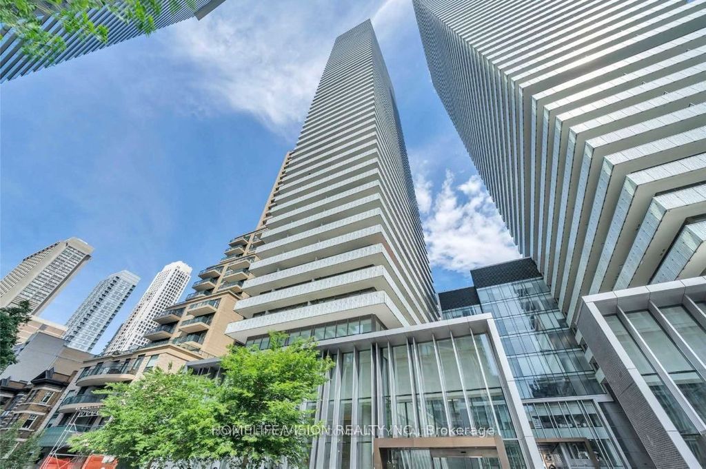 Photo of 42 Charles Street E #4207, Toronto, ON M4Y 1N3 (MLS # C13218868)