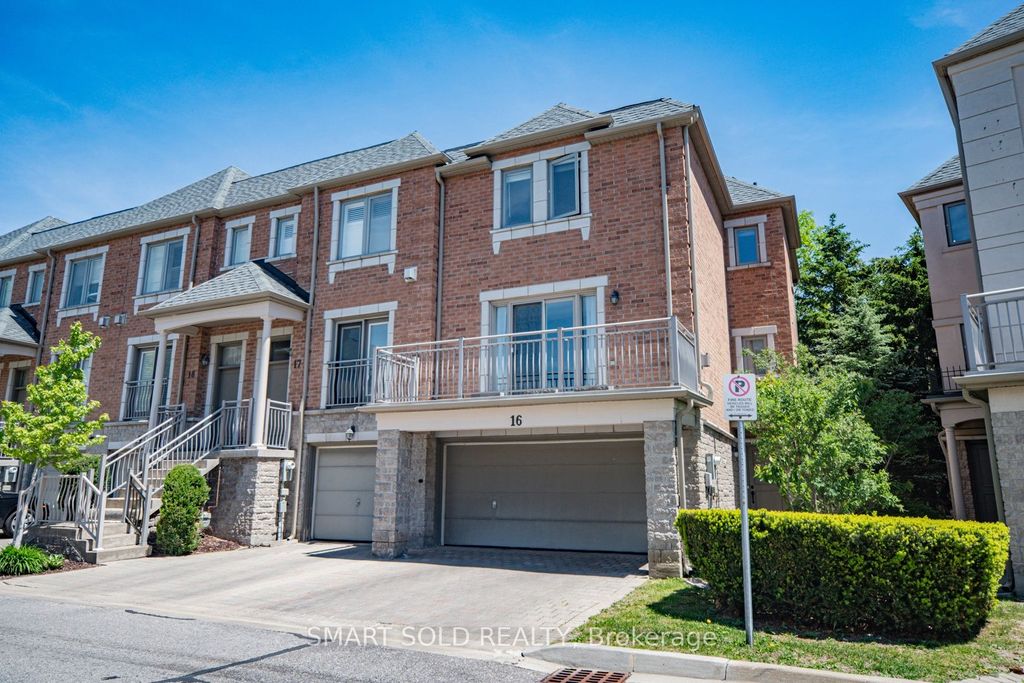 Photo of 9133 Bayview Avenue #16, Richmond Hill, ON L4B 4C5 (MLS # N13418220)