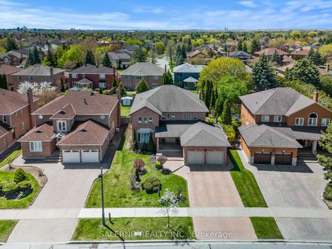 Photo of 42 Columbus Avenue, Vaughan, ON L4L 7G9 (MLS # N12469331)