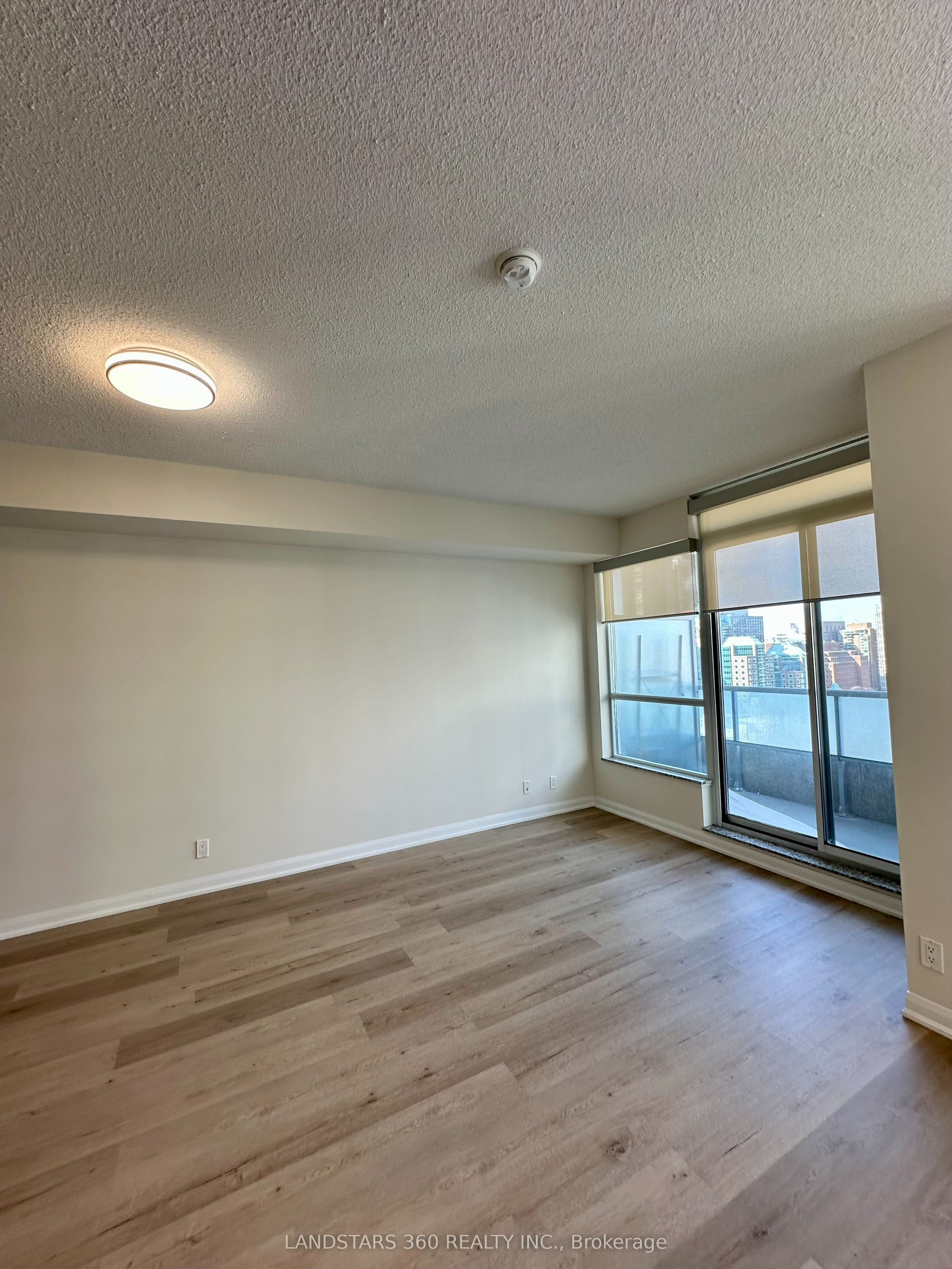 500 Sherbourne Street 1702