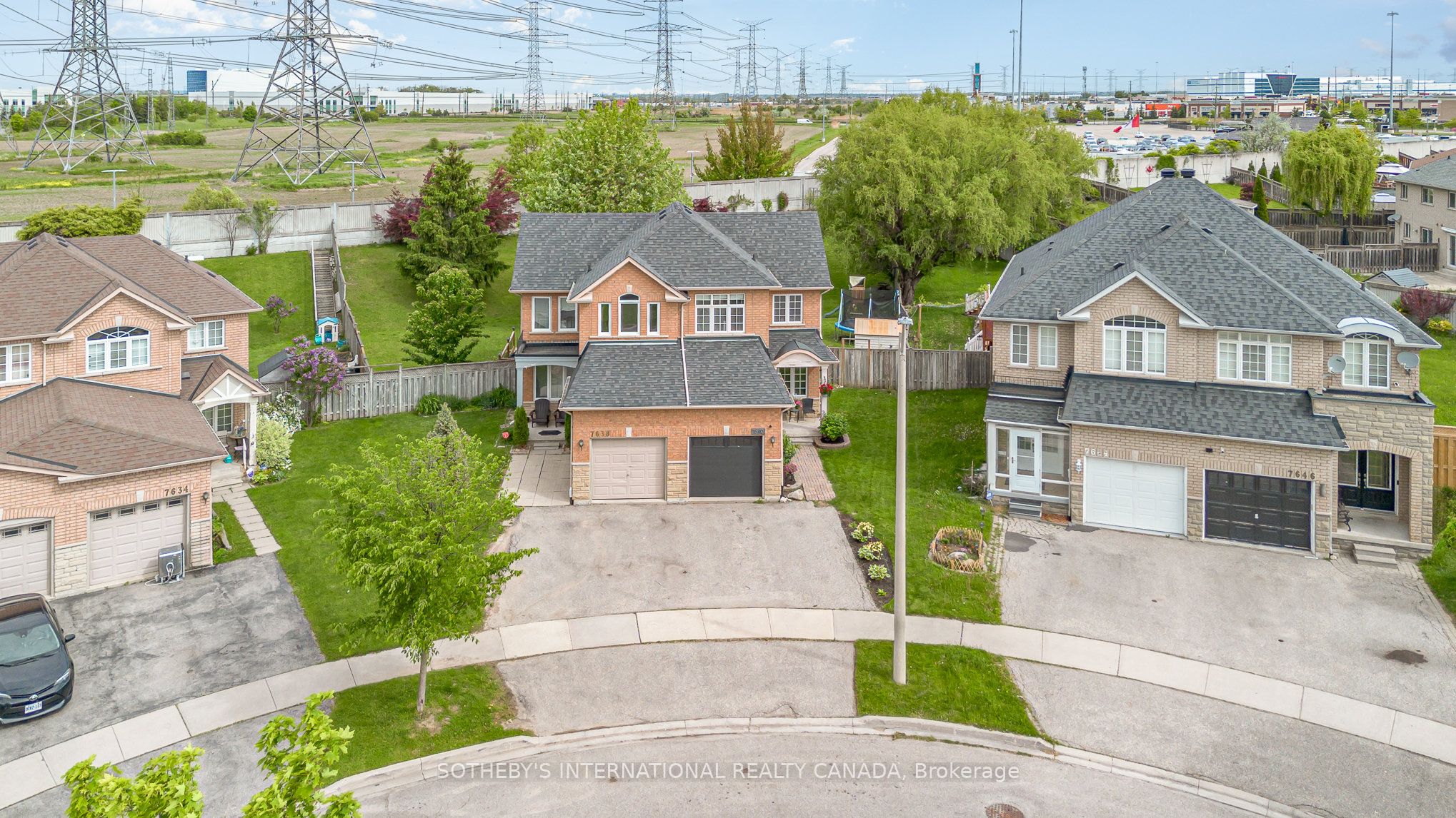 7640 Black Walnut Trail