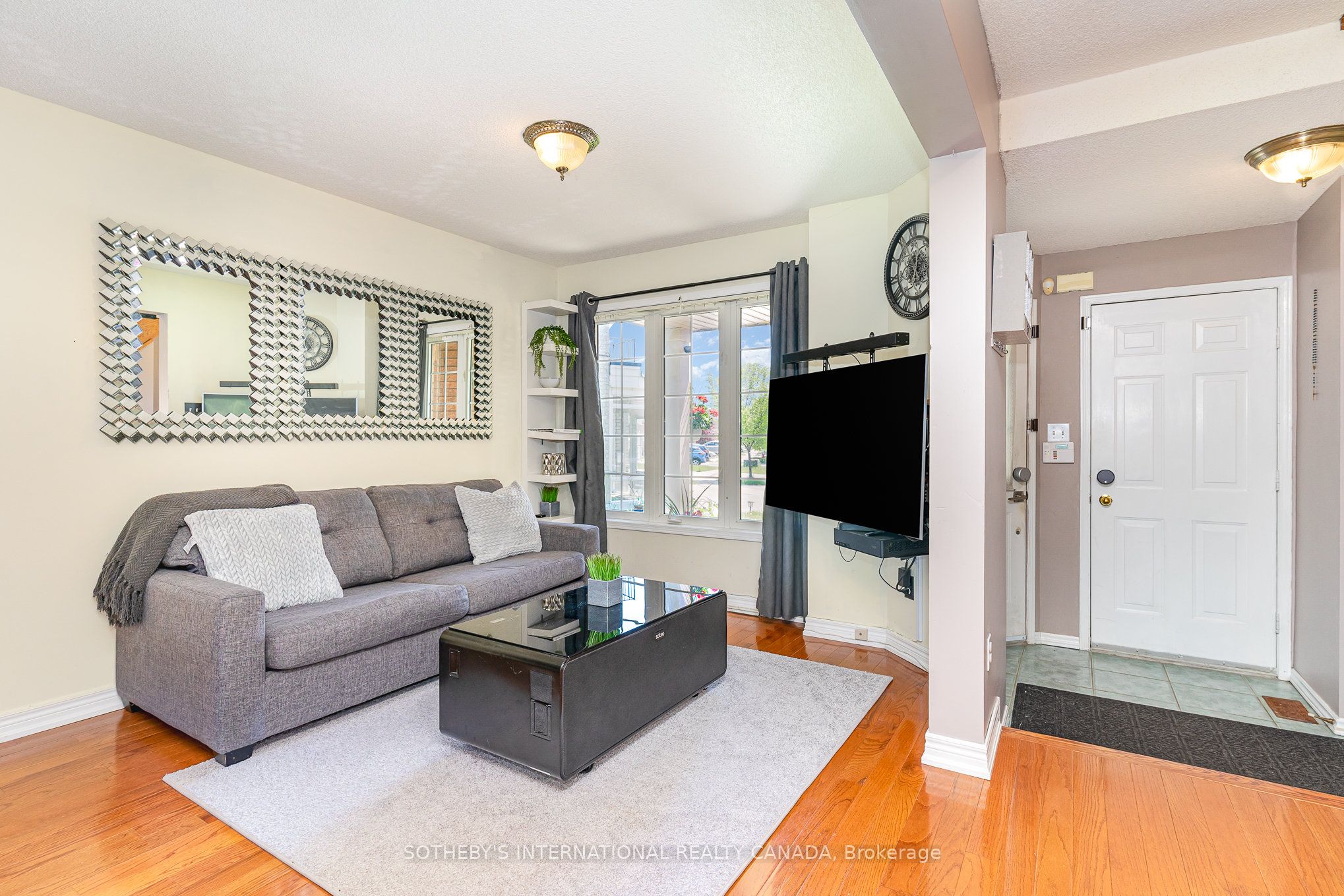 7640 Black Walnut Trail