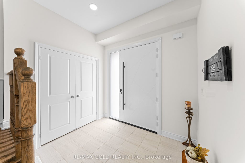Photo of 58 Stilton Avenue, Vaughan, ON L4H 5B9 (MLS # N13432874)