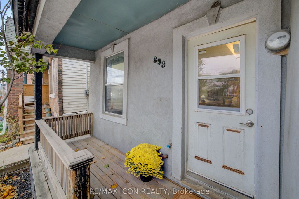 Photo of 898 Eastern Avenue, Toronto, ON M4L 1A4 (MLS # E12551998)