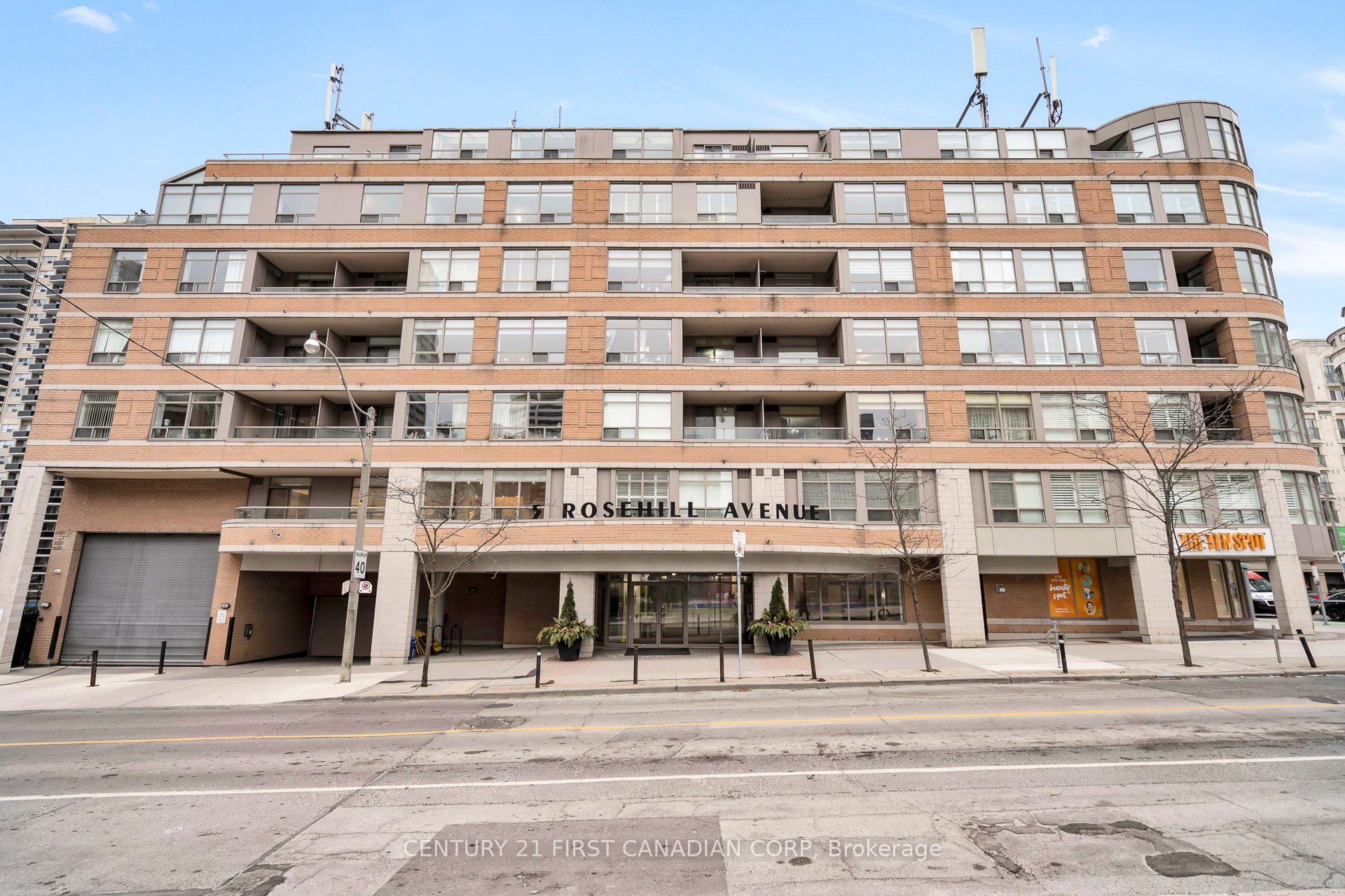 5 Rosehill Avenue N 317