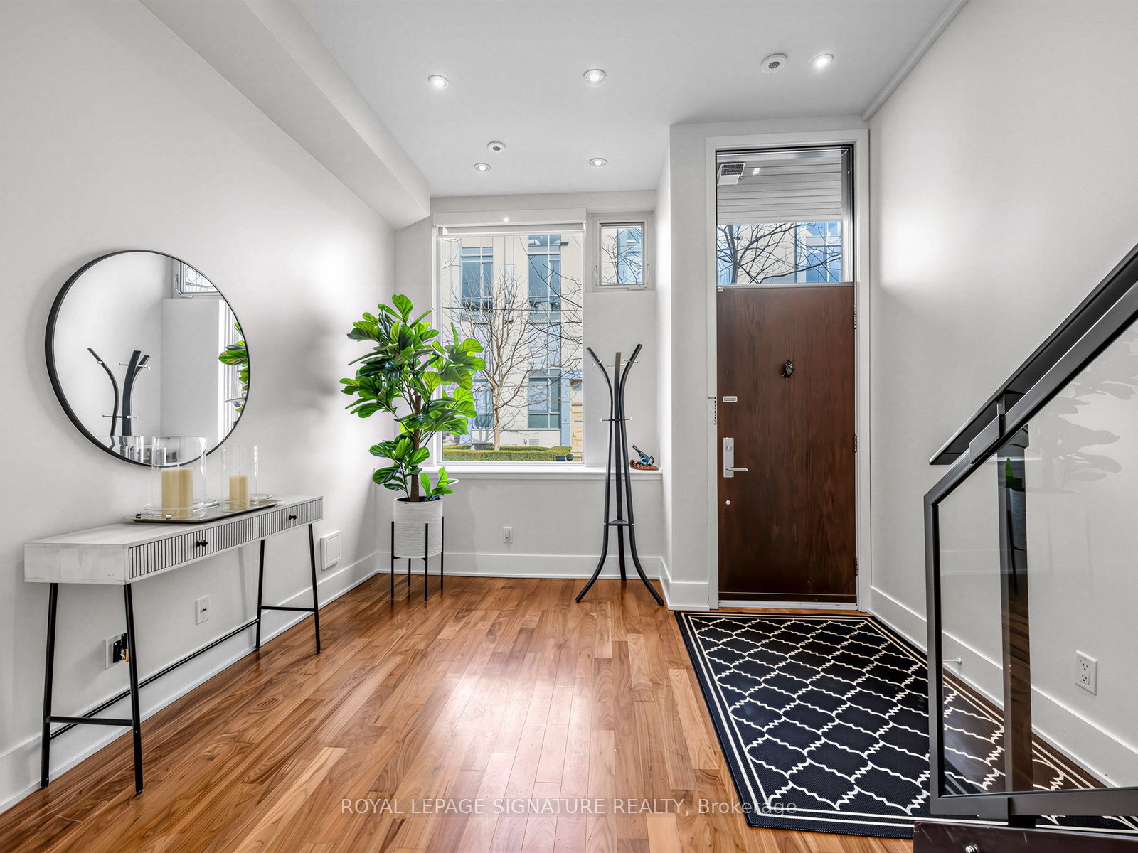 845 Richmond Street W