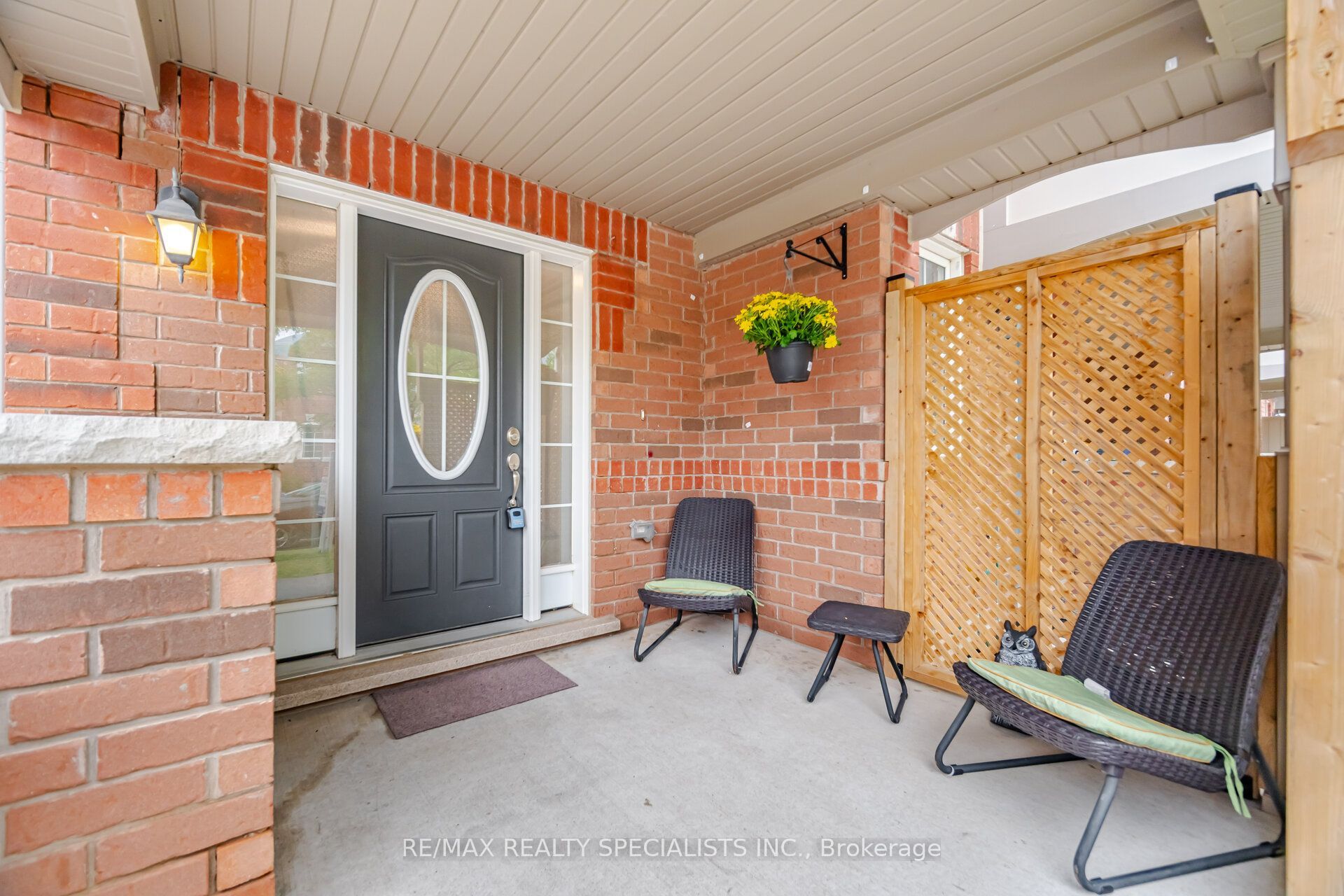 220 Mortimer Crescent