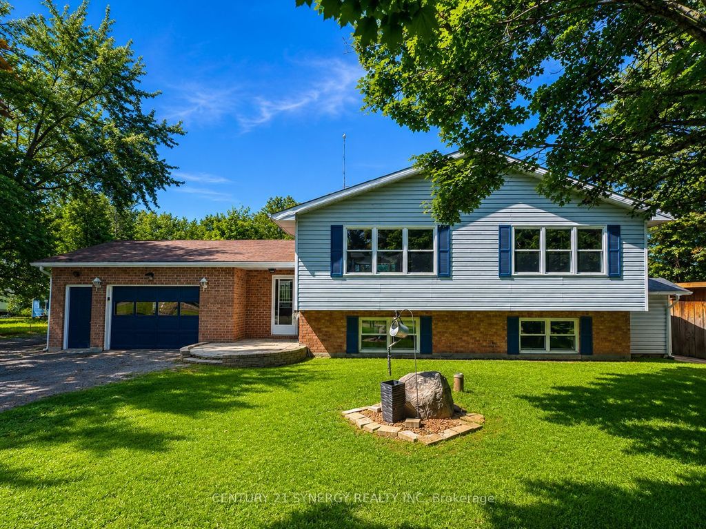Photo of 103 Mcveety Road, Drummond/North Elmsley, ON K7H 3C7 (MLS # X13459370)