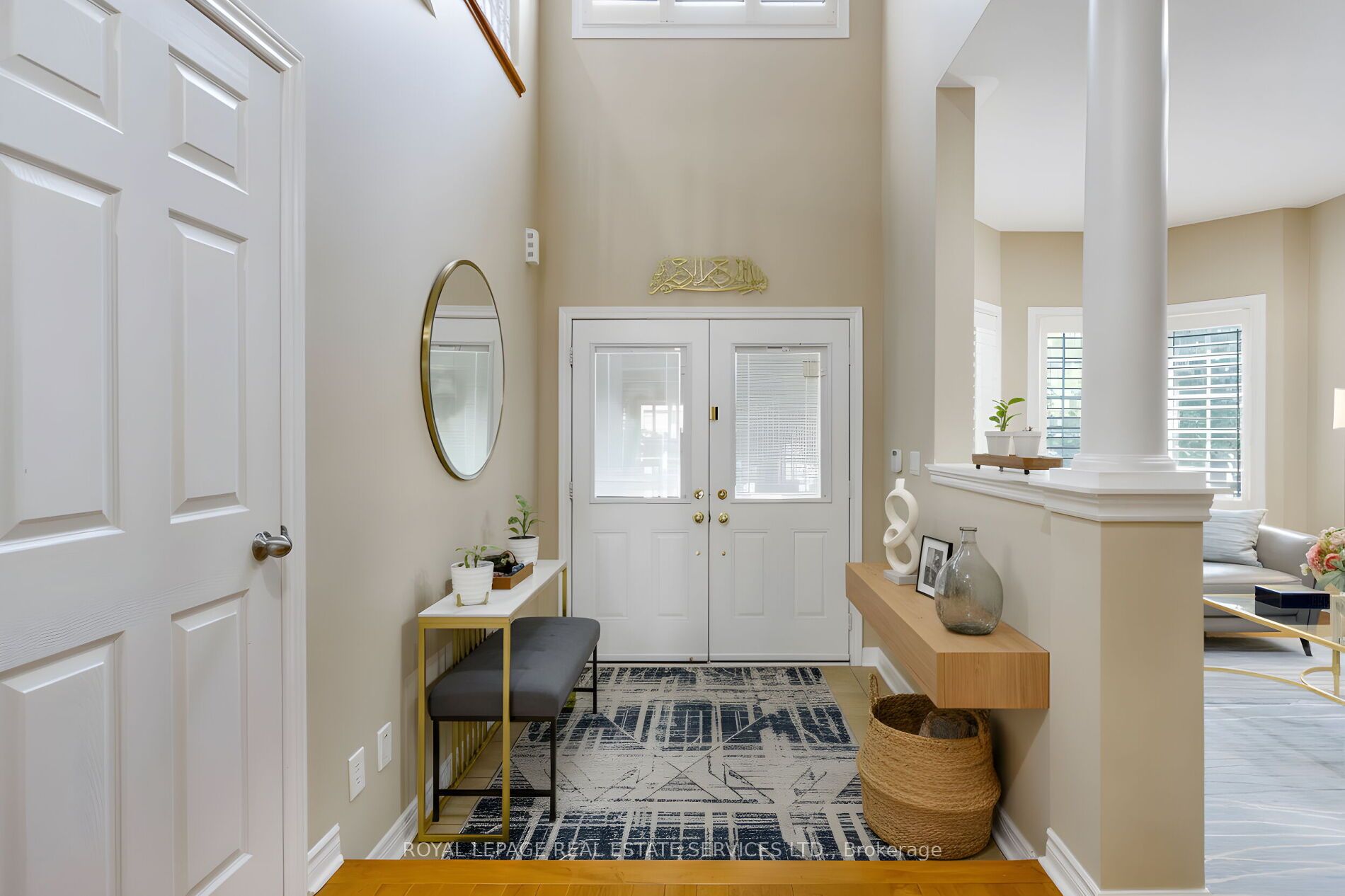 3137 Countess Crescent