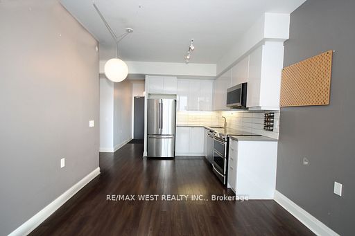 15 Zorra Street S 1706