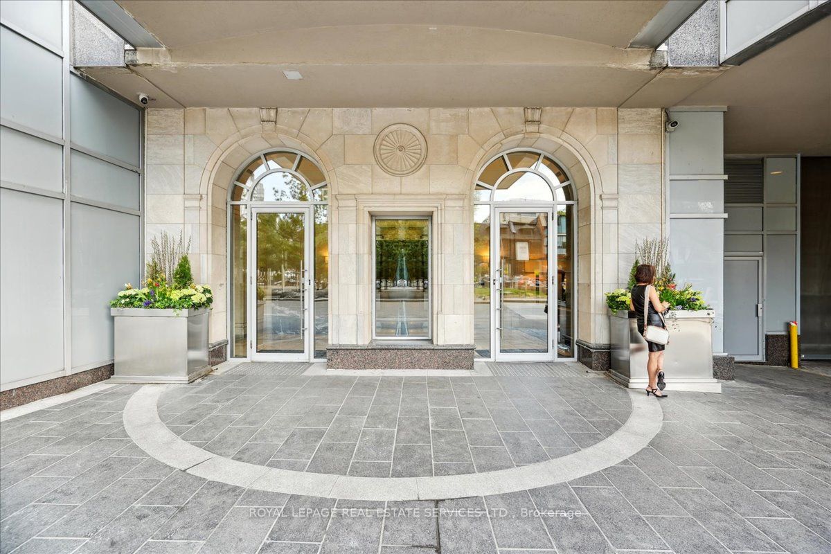 10 Bellair Street 804