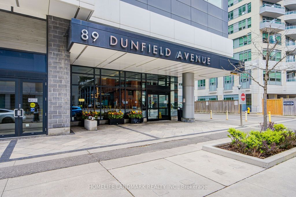 Photo of 89 Dunfield Avenue #2601, Toronto, ON M4S 0A4 (MLS # C13100556)