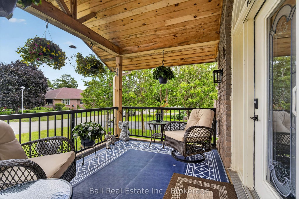 Photo of 18 Russell Hill Road, Kawartha Lakes, ON K0M 1A0 (MLS # X13598664)