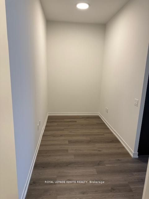 195 Commerce Street 106
