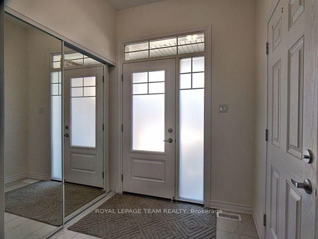 Photo of 195 Kimpton Drive, Stittsville - Munster - Richmond, ON K2S 2H9 (MLS # X13433706)