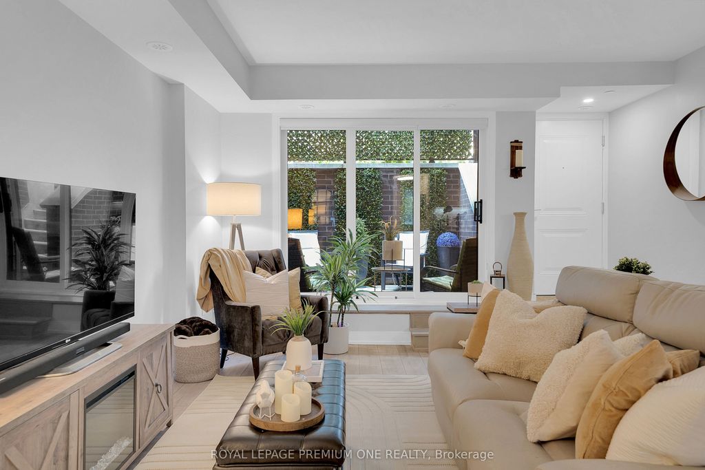 Photo of 66 Long Branch Avenue #13, Toronto, ON M8W 3J4 (MLS # W12485362)