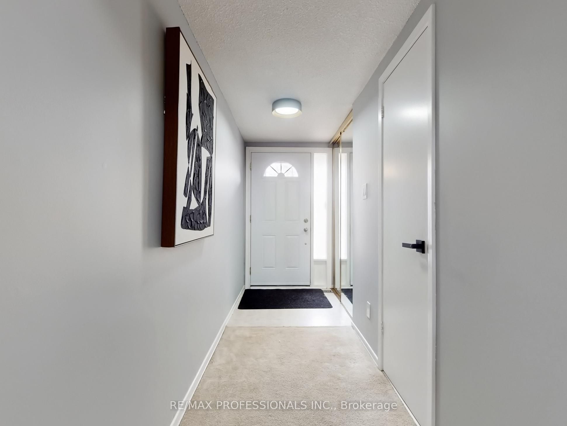 1755 Rathburn Road E 7