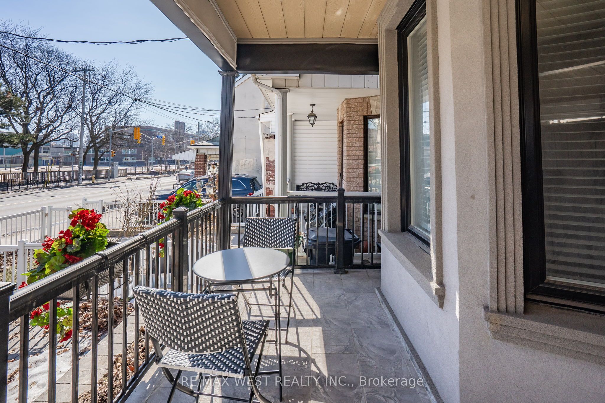 540 Dufferin Street