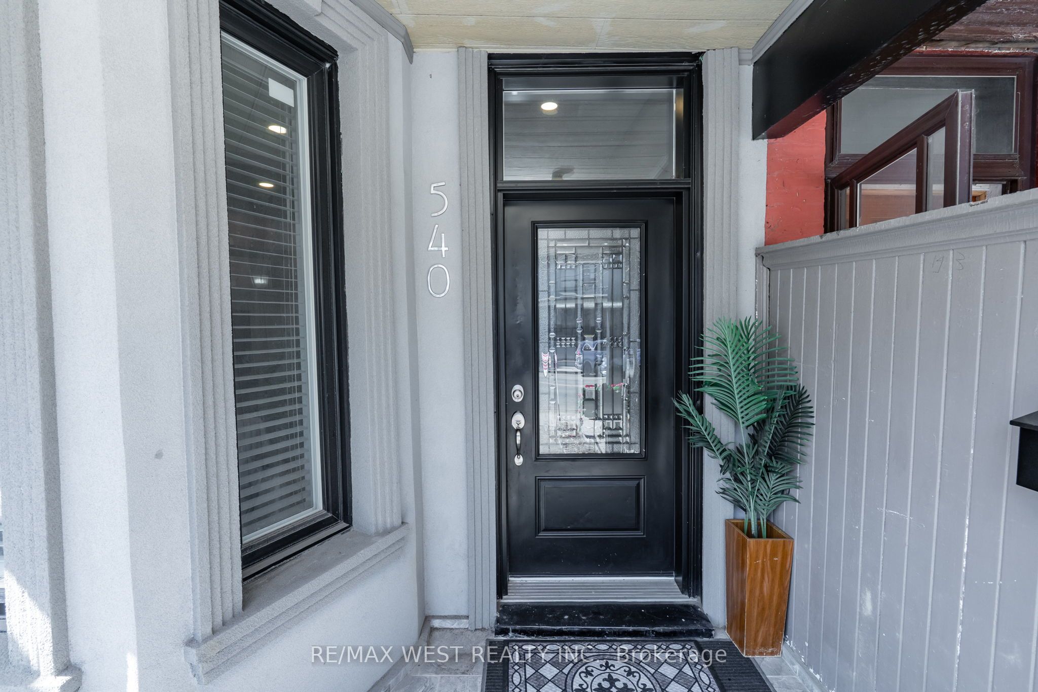 540 Dufferin Street