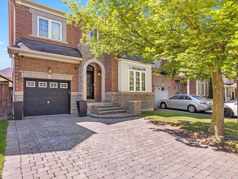 65 Victoria Wood Avenue Markham ON L6E 1K2