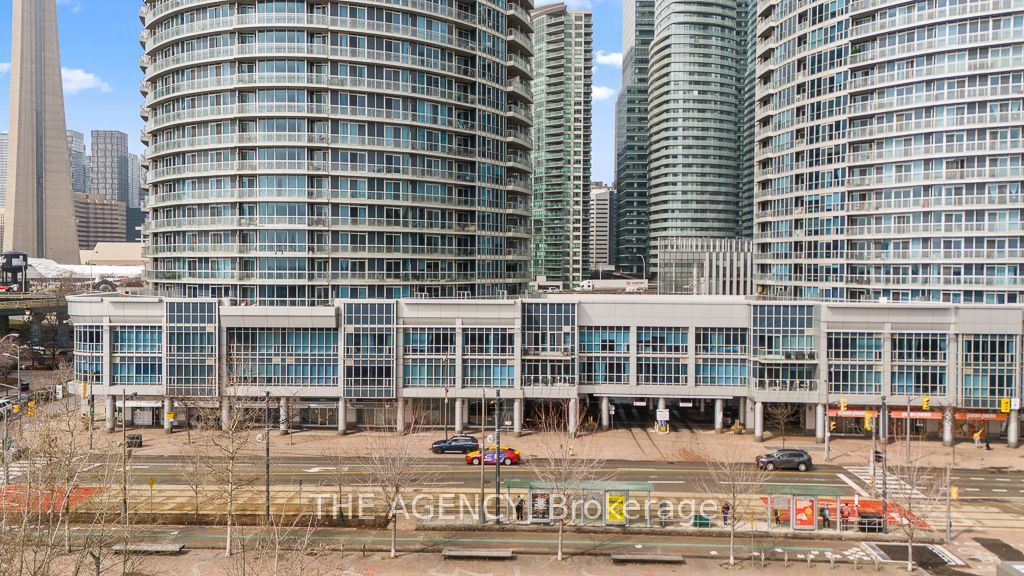 Photo of 218 Queens Quay Boulevard W #2103, Toronto, ON M5J 2Y6 (MLS # C12952806)