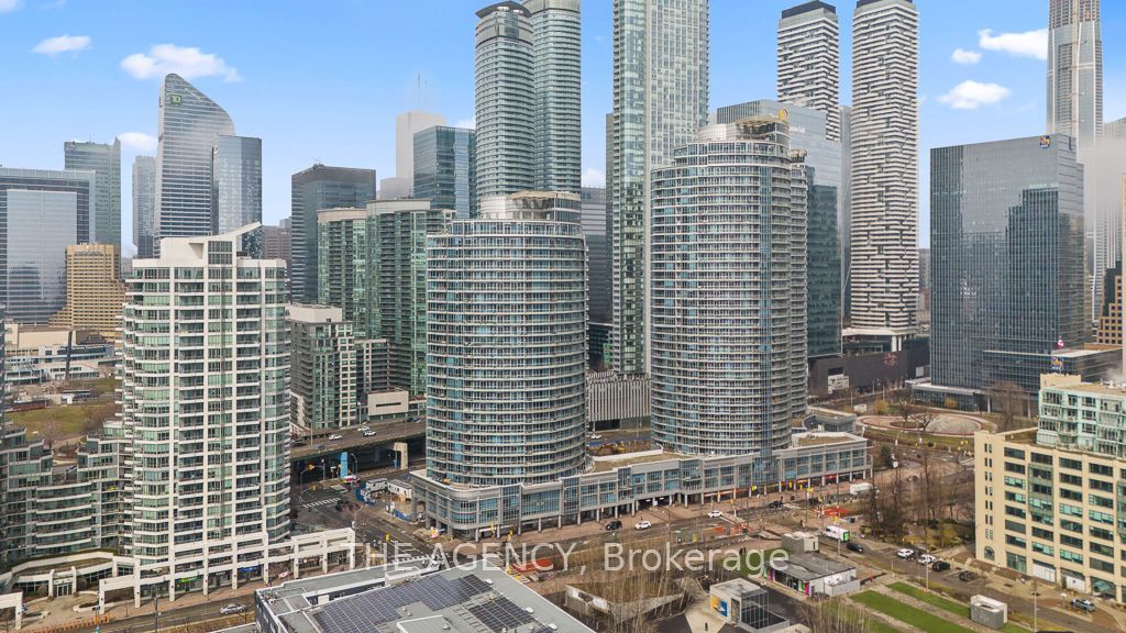 Photo of 218 Queens Quay Boulevard W #2103, Toronto, ON M5J 2Y6 (MLS # C12952806)