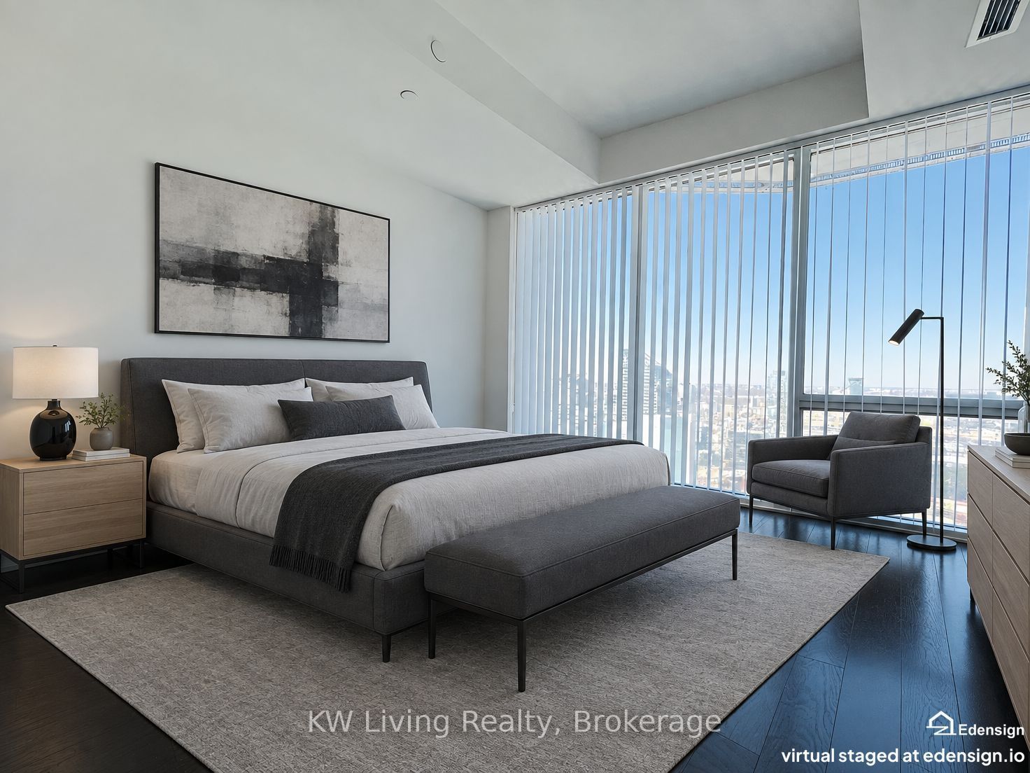 88 Harbour Street E 6703