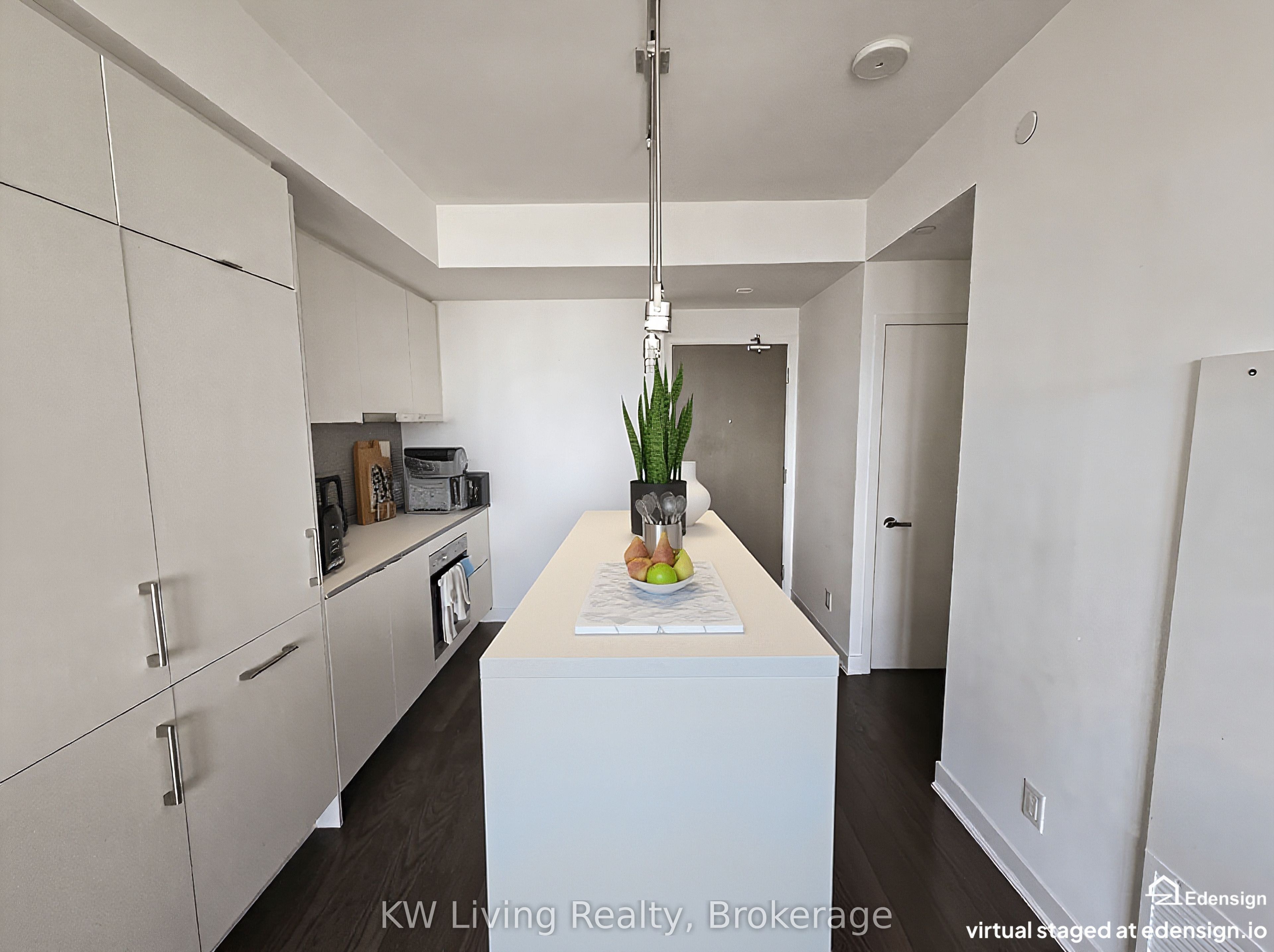 88 Harbour Street E 6703