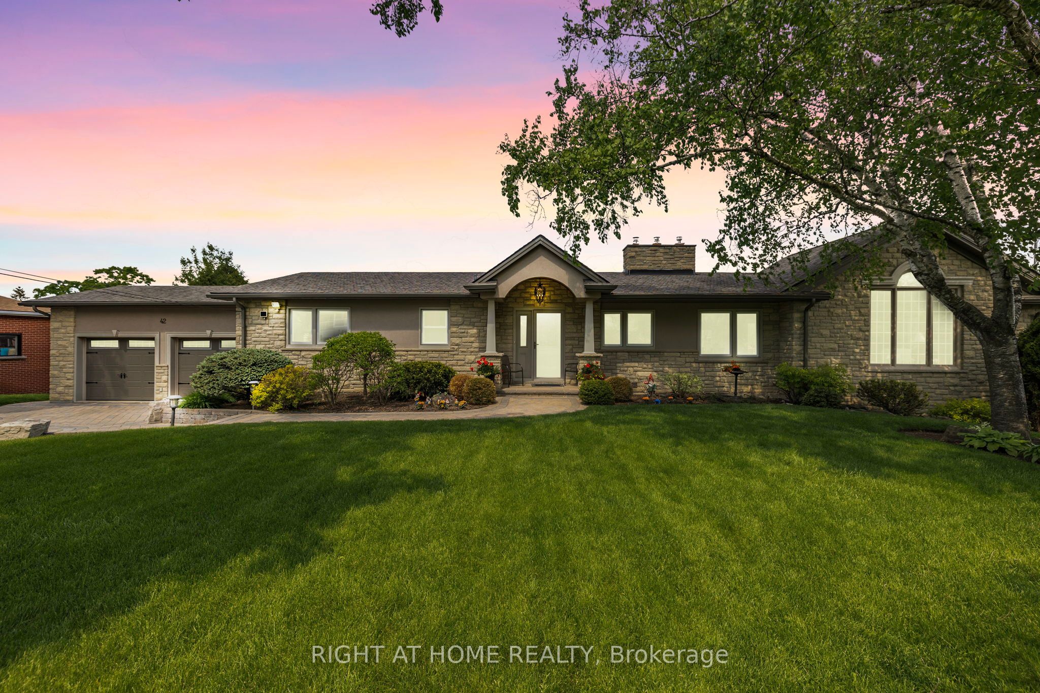 42 Valleyview Road