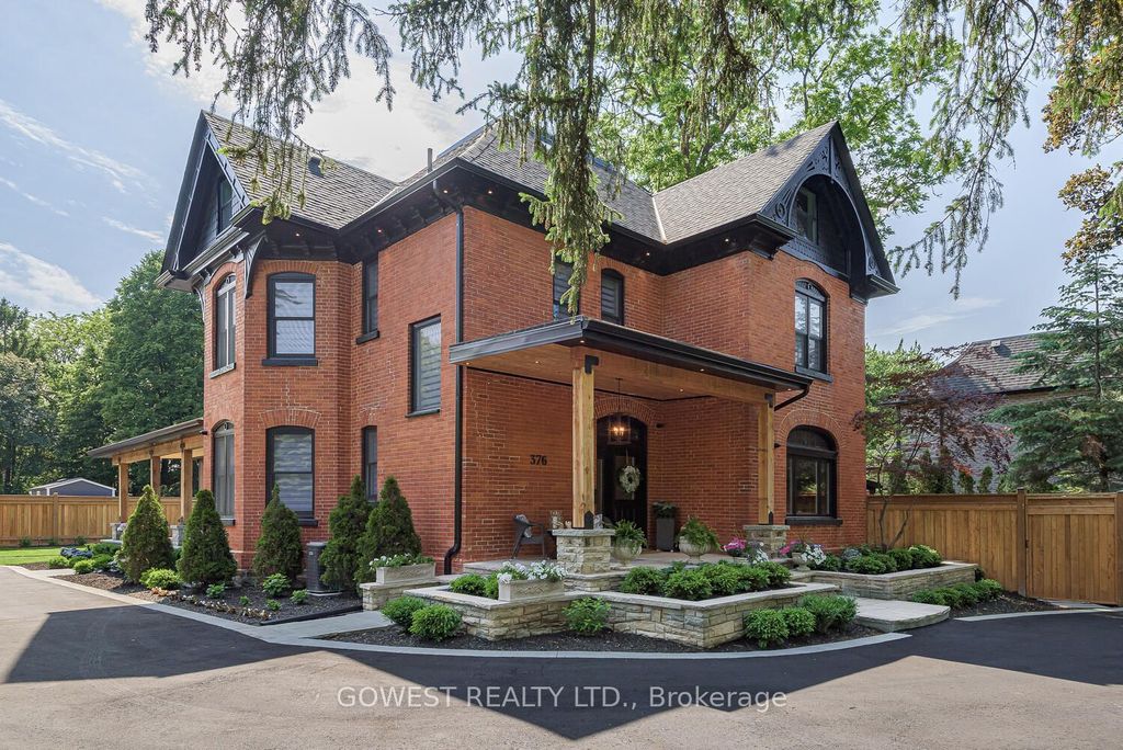 Photo of 376 Chartwell Road, Oakville, ON L6J 4A3 (MLS # W12707626)