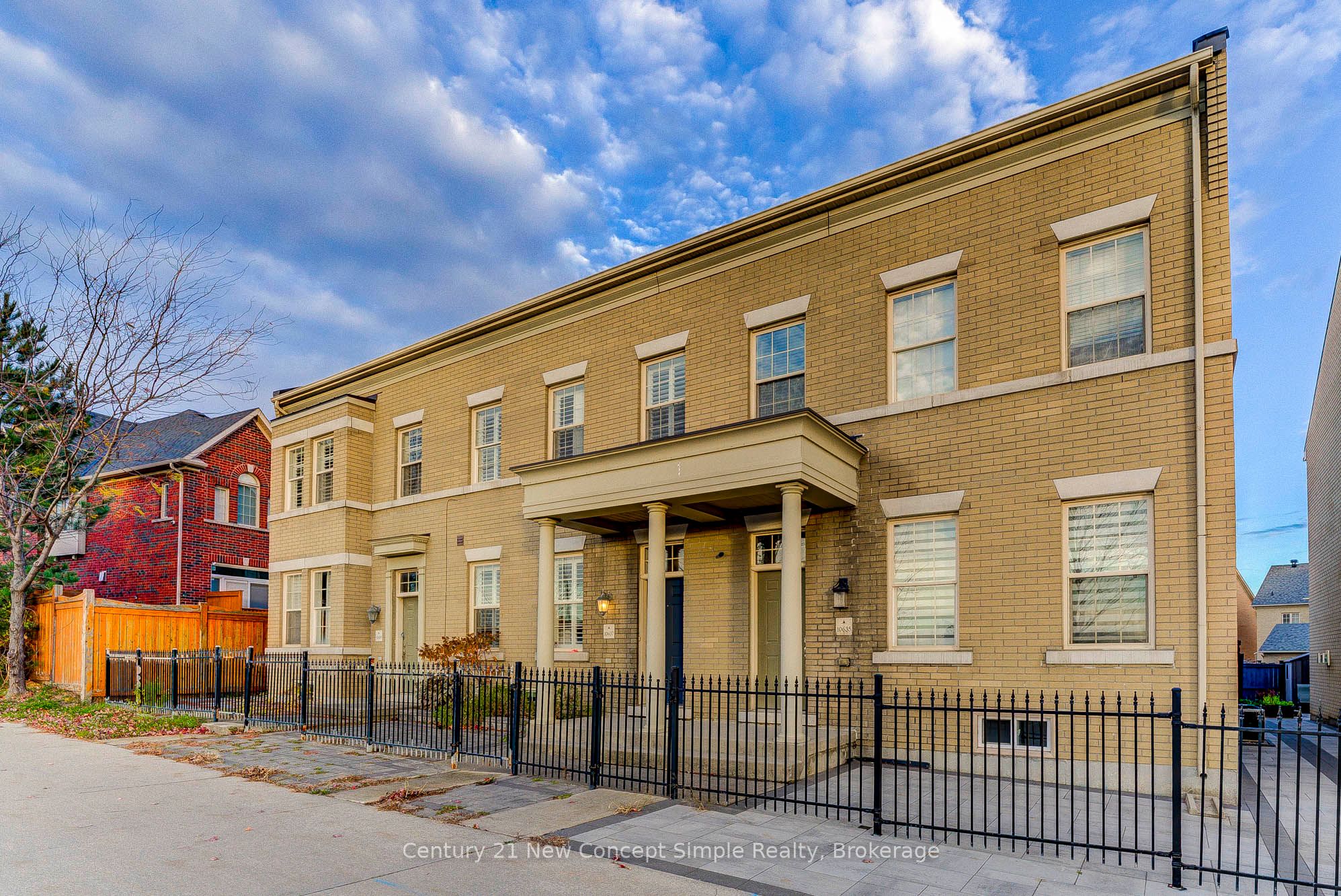 10637 Woodbine Avenue