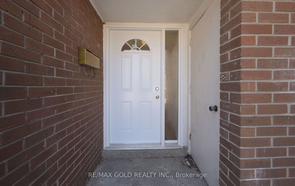 Photo of 1601 Albion Road #266, Toronto, ON M9V 1B6 (MLS # W13074798)