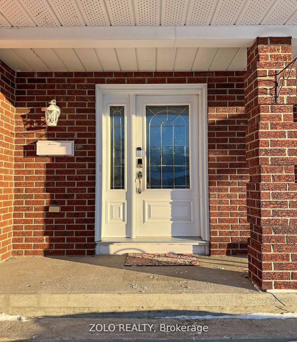 Photo of 736 Hauteview Crescent, Orleans - Cumberland and Area, ON K4A 2B8 (MLS # X13074642)