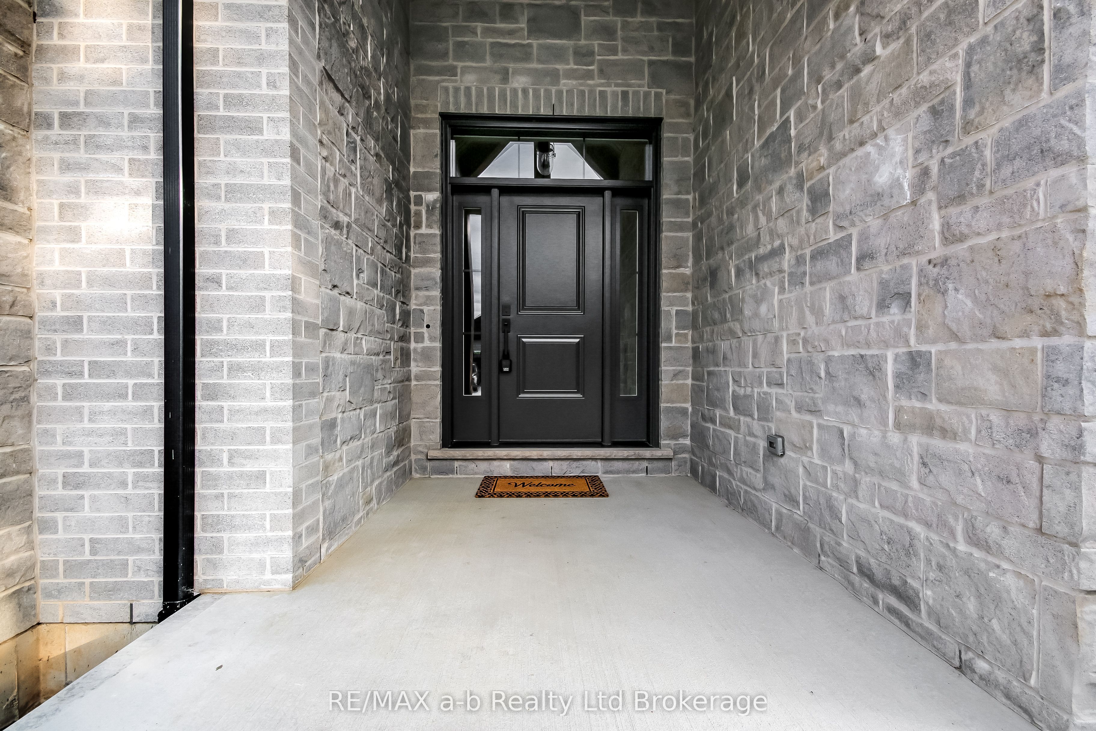 16 Cornwell Crescent