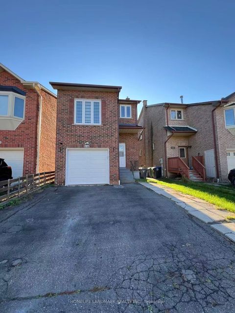 1016 Lucerne Crescent Mississauga ON L5C 3Y6