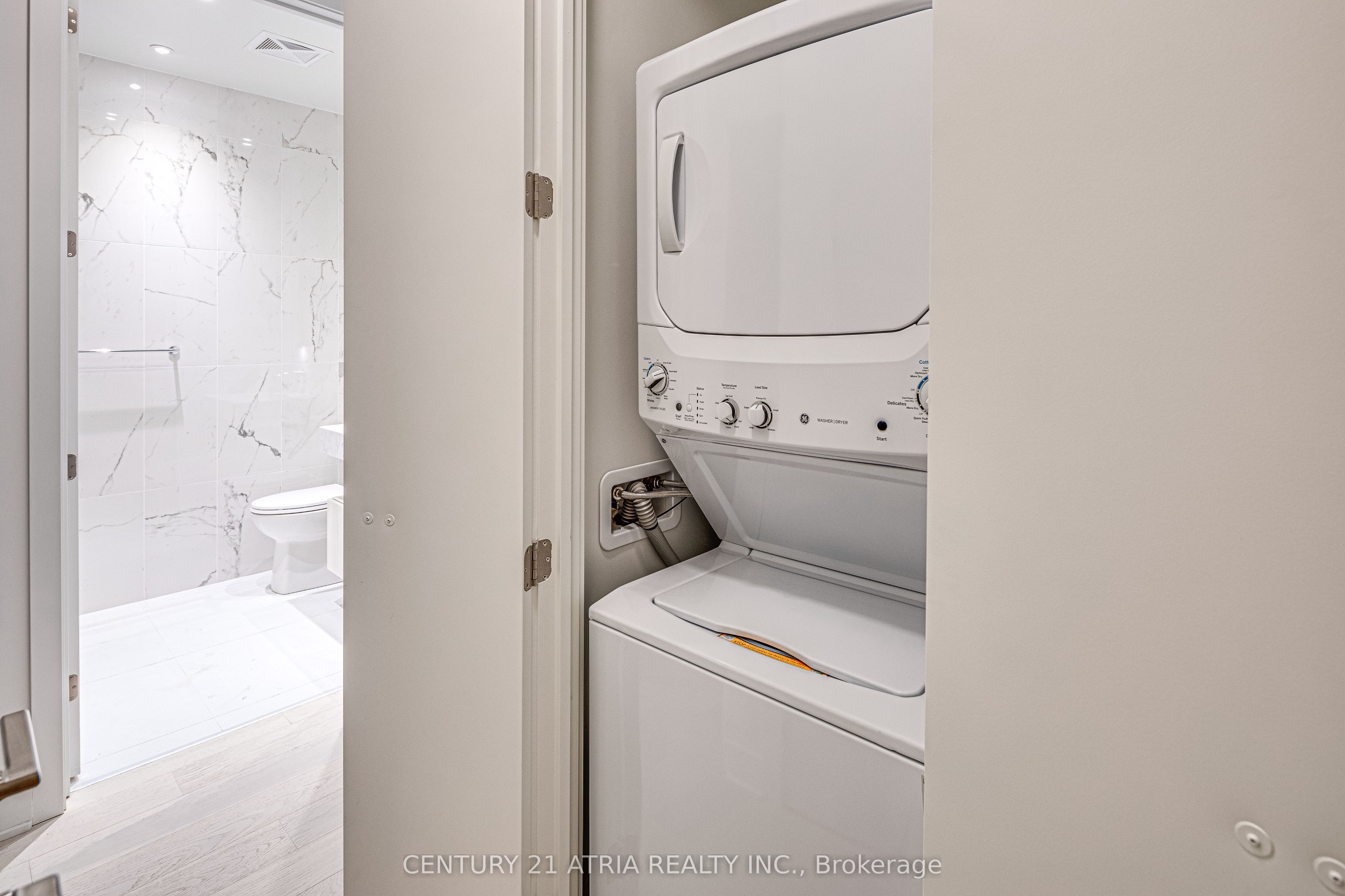 11 Yorkville Avenue 6303