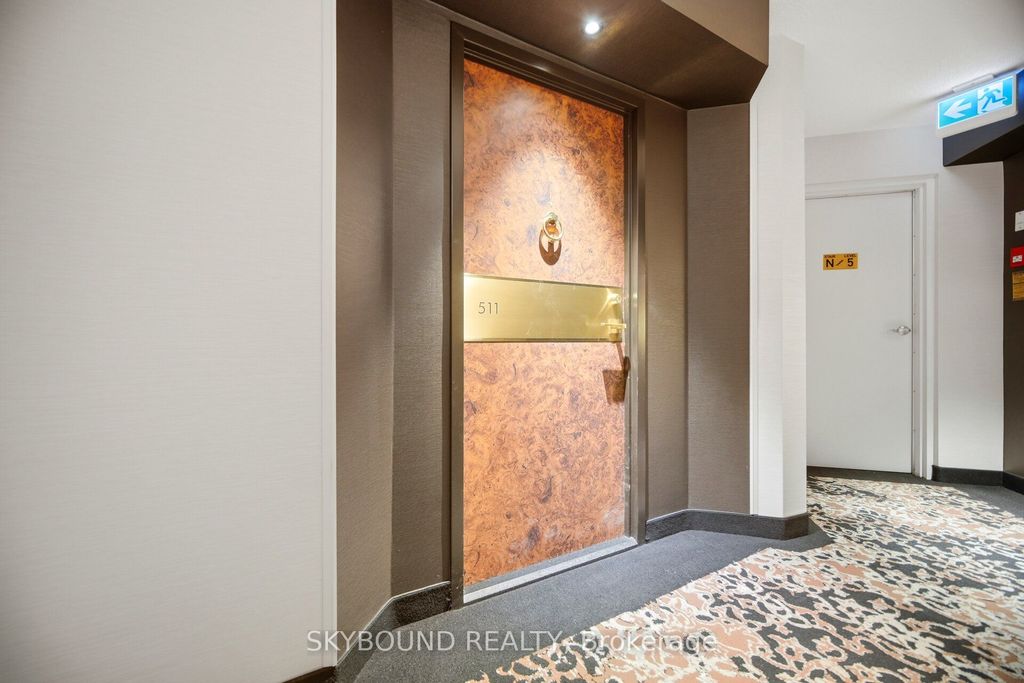 Photo of 10 Kenneth Avenue #511, Toronto, ON M2N 6K6 (MLS # C13452642)