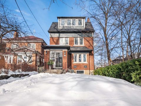 387 Kennedy Avenue Toronto ON M6P 3C5