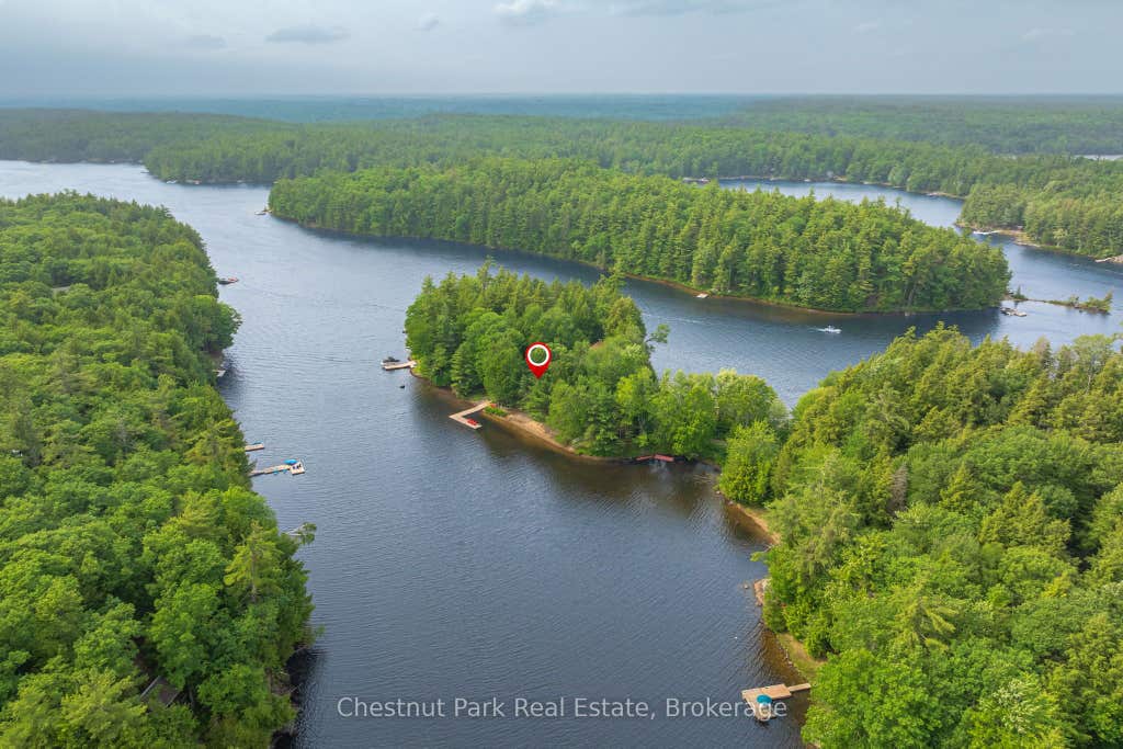 Photo of 1071 STRACHAN POINT Road, Muskoka Lakes, ON P0C 1A0 (MLS # X13523918)