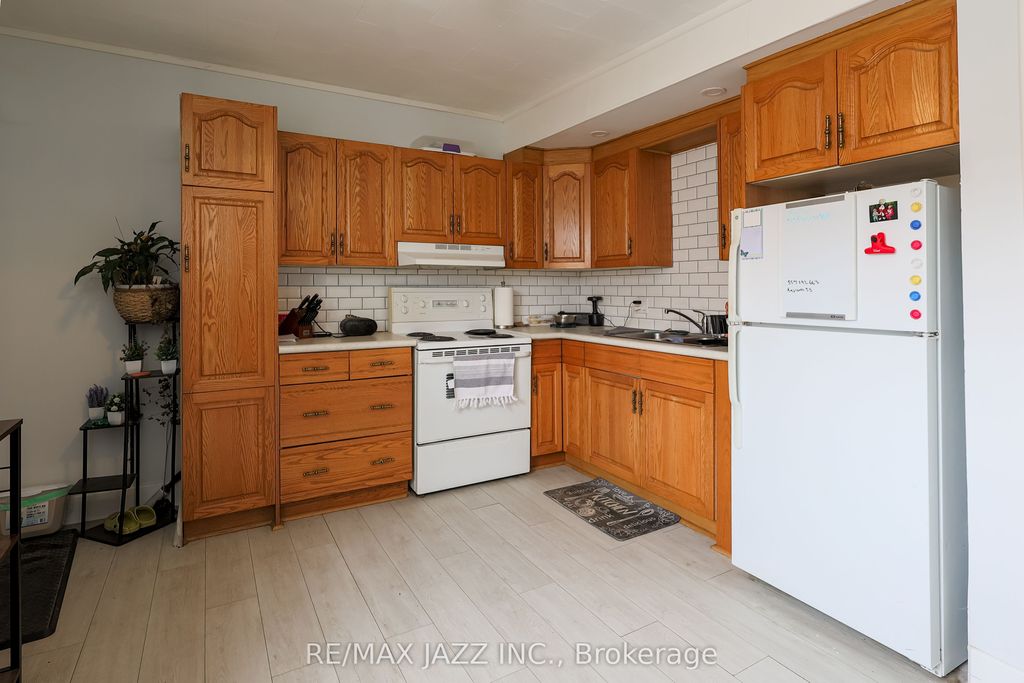 Photo of 515 Park Street N, Peterborough, ON K9H 4R5 (MLS # X13065984)