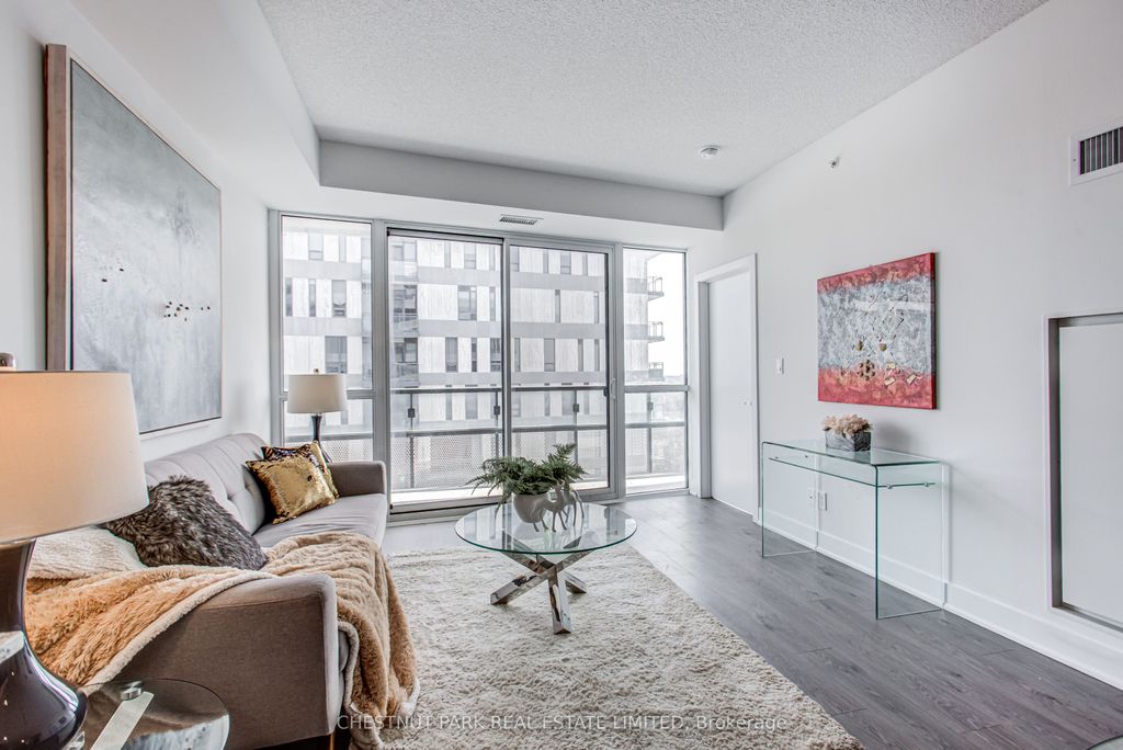 Photo of 99 The Donway N/A W #902, Toronto, ON M3C 0N8 (MLS # C13058842)