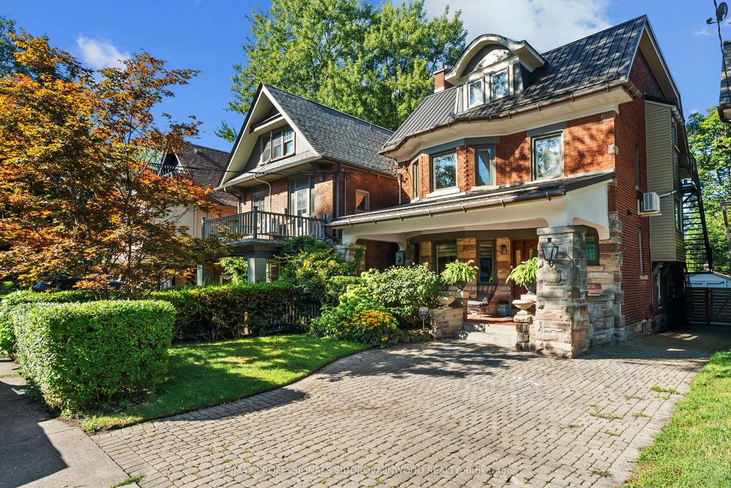 Photo of 260 Indian Road, Toronto, ON M6R 2X2 (MLS # W13208608)