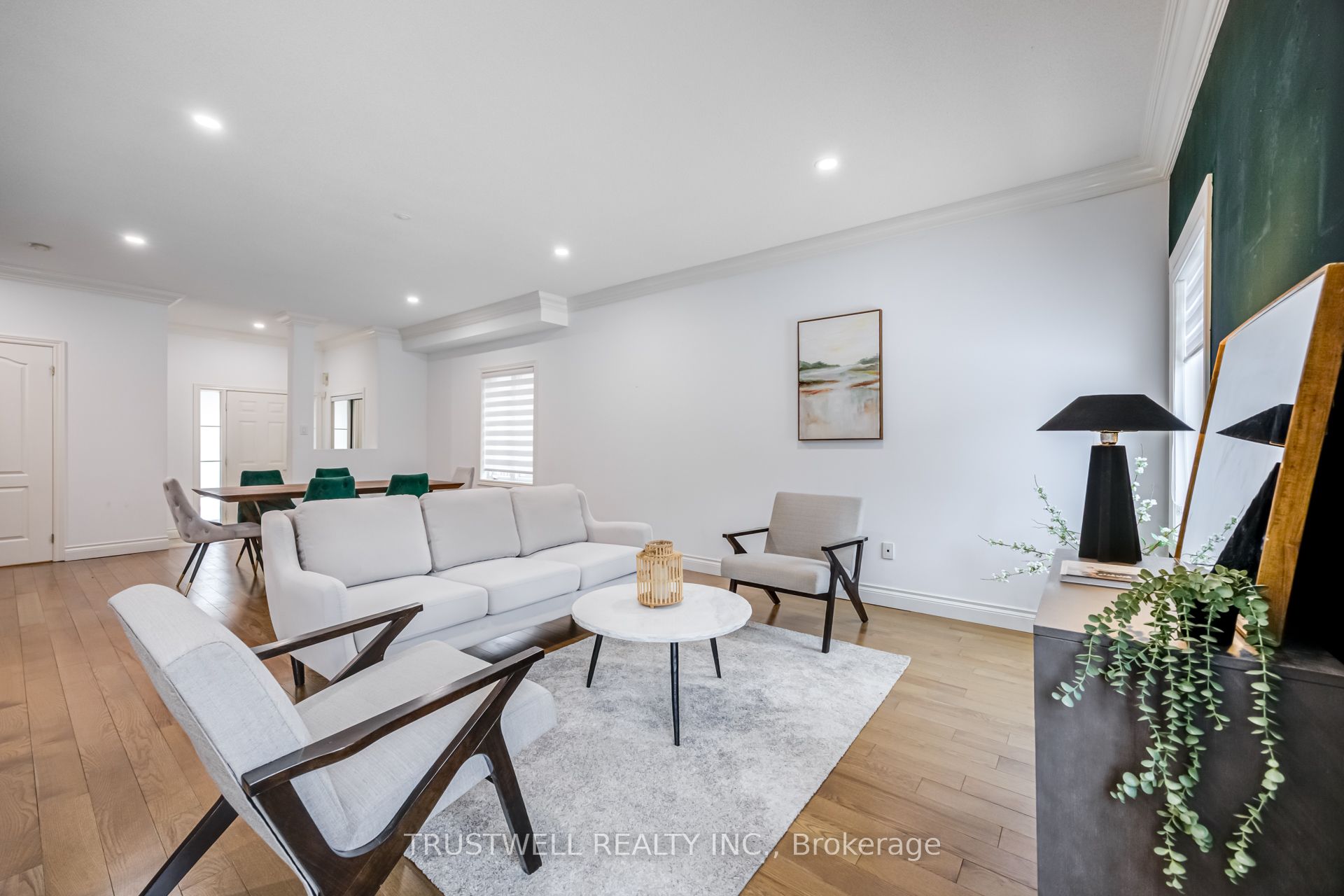 467 Pleasant Ridge Avenue