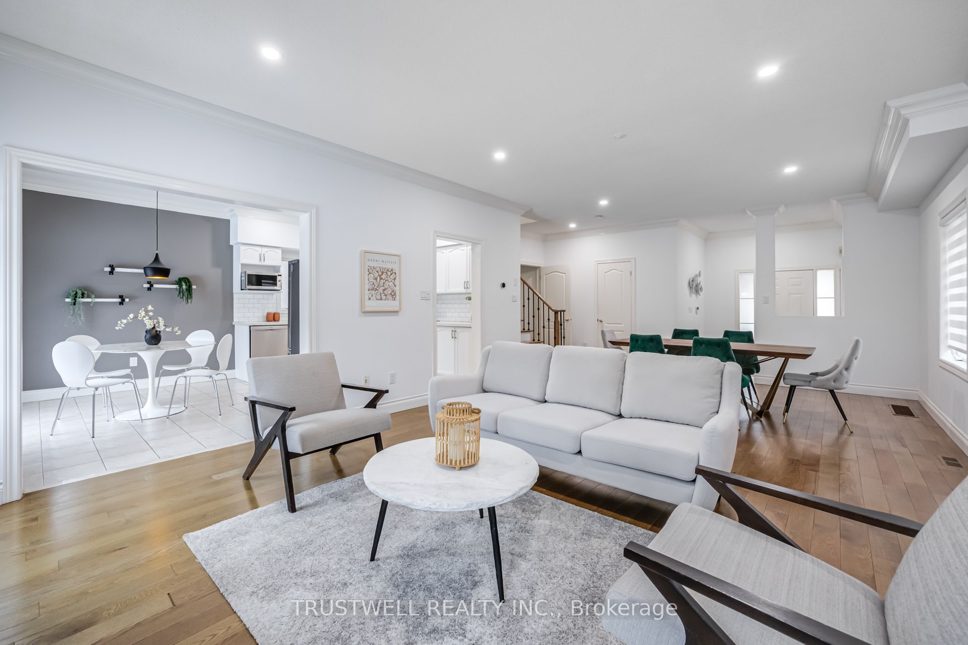 467 Pleasant Ridge Avenue