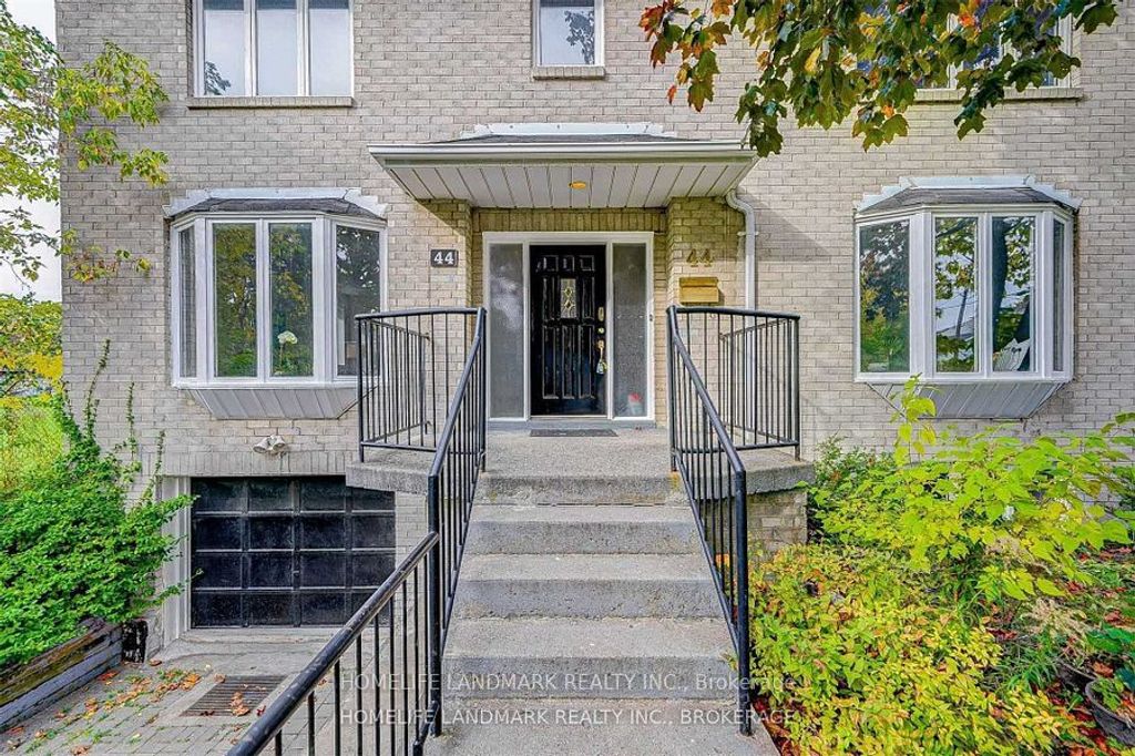 Photo of 44 Frontenac Avenue, Toronto, ON M5N 1Z7 (MLS # C12650384)