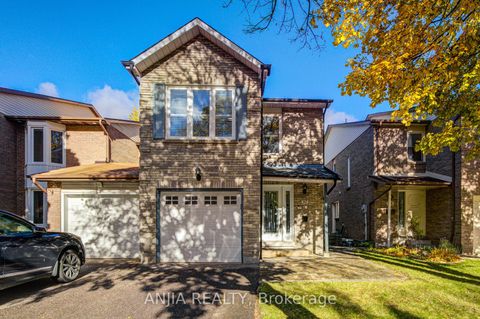 92 Baywood Court Markham ON L3T 5W3