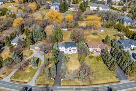 35 Cachet Parkway Markham ON L6C 1C5